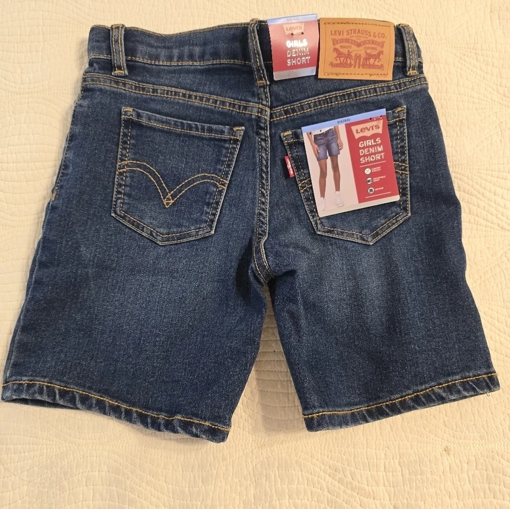 NWT Levi's Girls Classic Denim Shorts